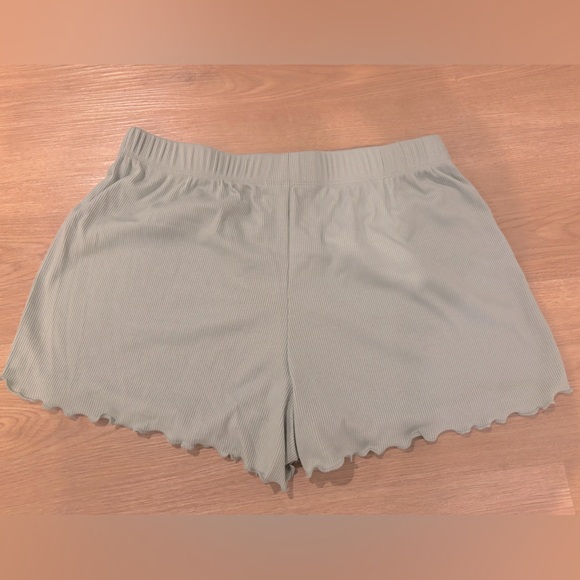 Ladies Size Small Primark Sleep Shorts - Never been Worn Perfect condition - Picture 1 of 4